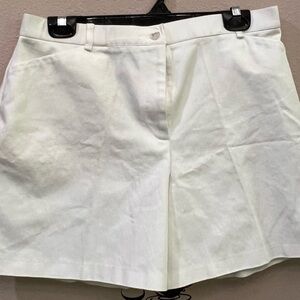 Tribella white shorts
